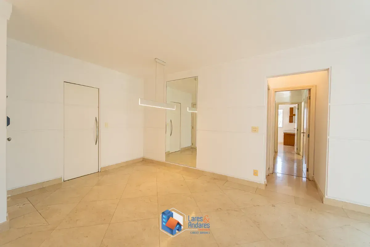 Imagem Apartamento para venda em Moema com 4 quartos, sendo 1 suíte, 104m²