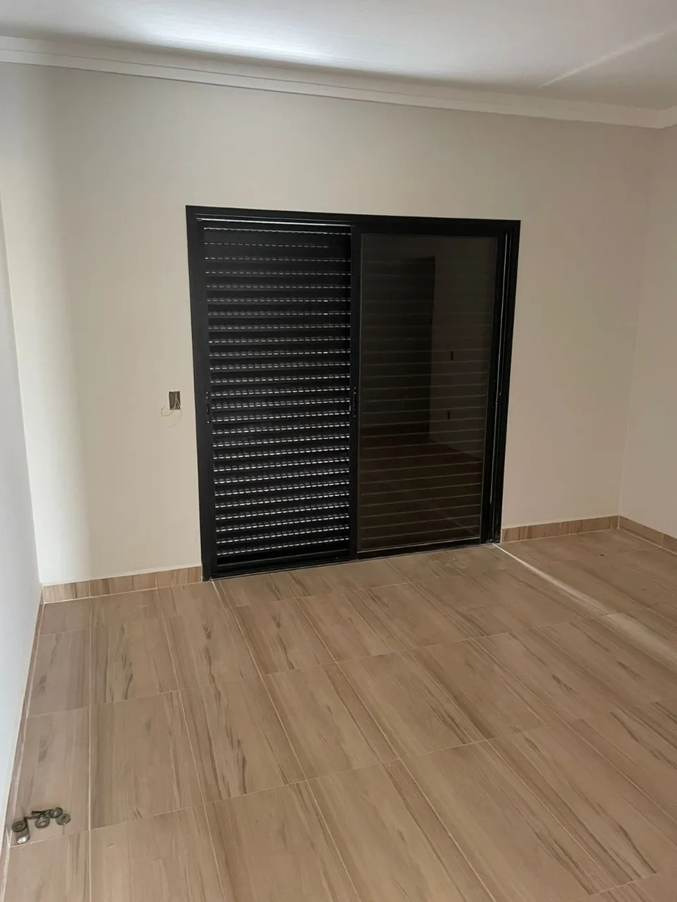 Imagem Espetacular Casa à Venda em Porto Feliz-SP: 3 Quartos, 3 Suítes, 2 Salas, 4 Banheiros e 200m² de Área