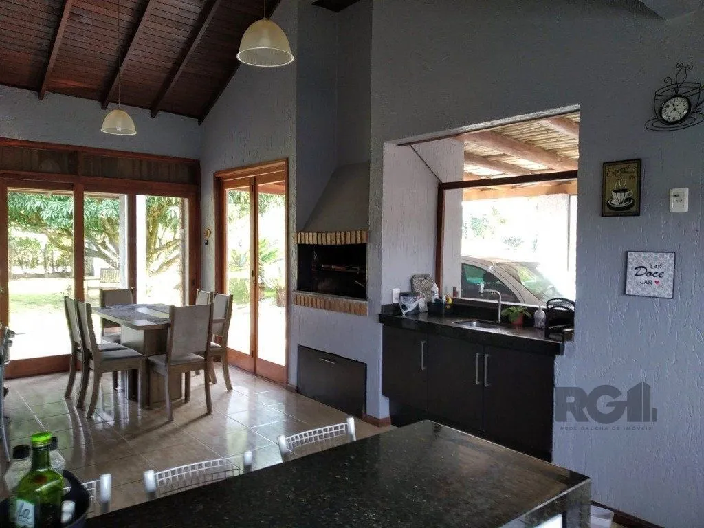 Imagem Casa de Condomínio em Martinica