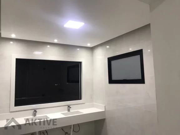Imagem Casa de Condomínio em Suru - Santana de Parnaíba, SP