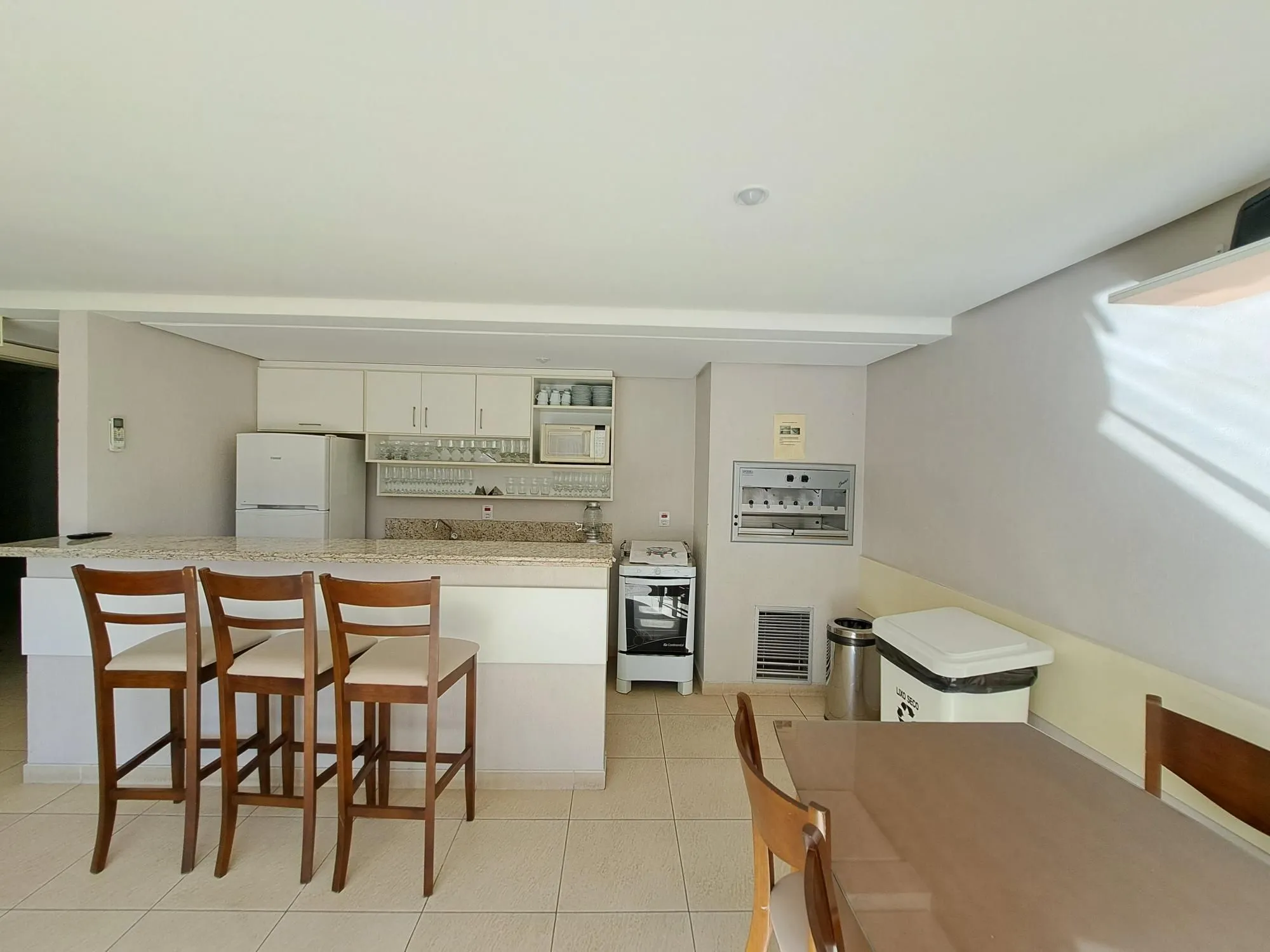 Imagem Apartamento 2 dormitórios com vaga no Menino Deus
