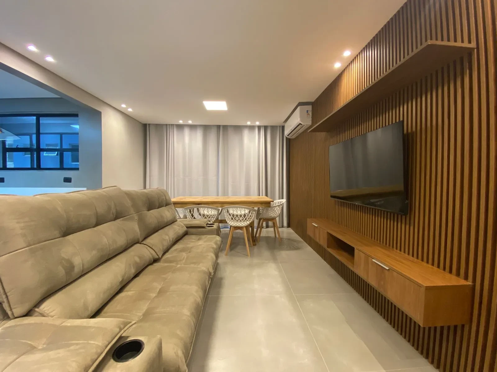 Imagem Apartamento com 3 Quartos à Venda, 106 m² em Ponta da Praia - Santos