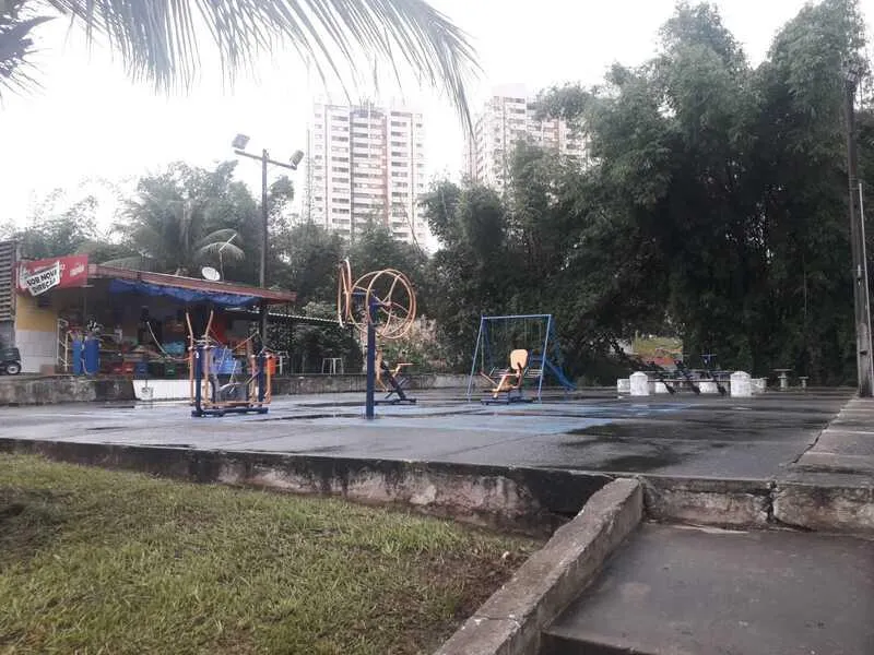 Imagem Apartamento 02 dormitórios com dependência, Paralela