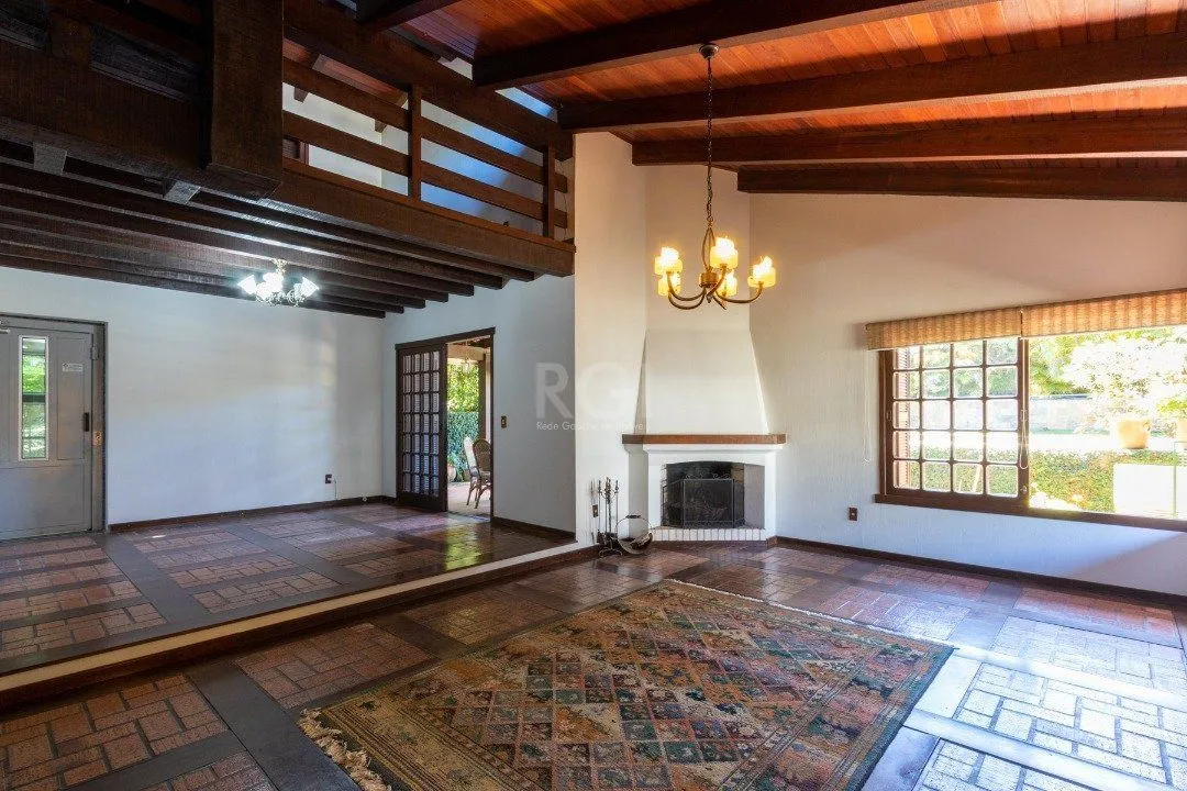 Imagem Casa para Venda - 357.28m², 4 dormitórios, sendo 1 suites, 4 vagas - Jardim Isabel