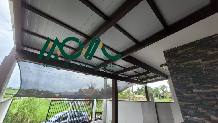 Imagem Casa no balneário Cambiju em Itapoá SC