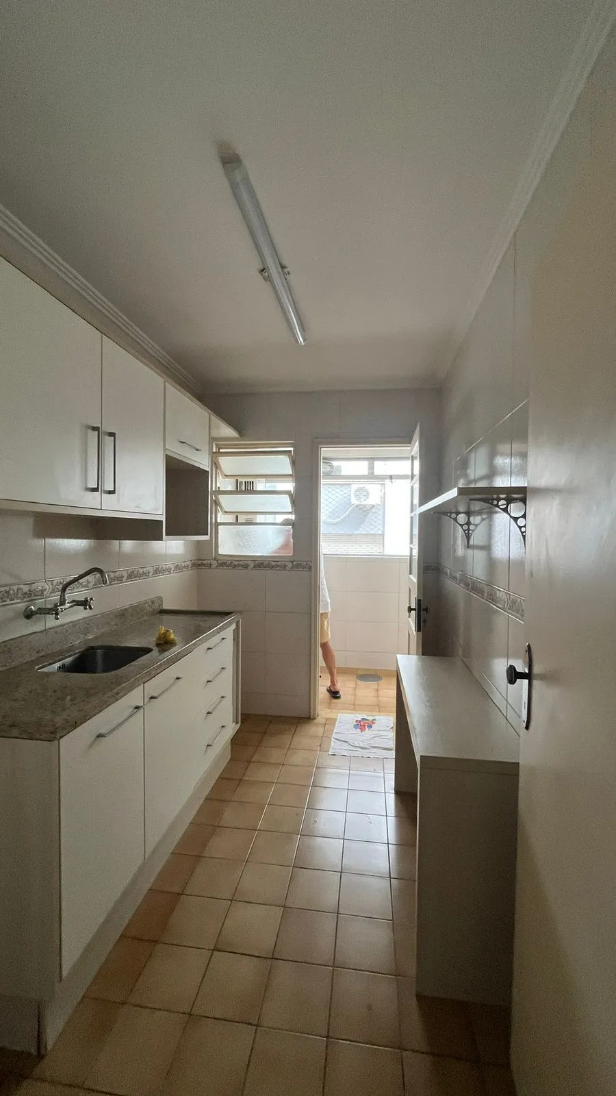 Imagem Apartamento com 2 quartos e 77m² à venda em Rio Branco, Porto Alegre.