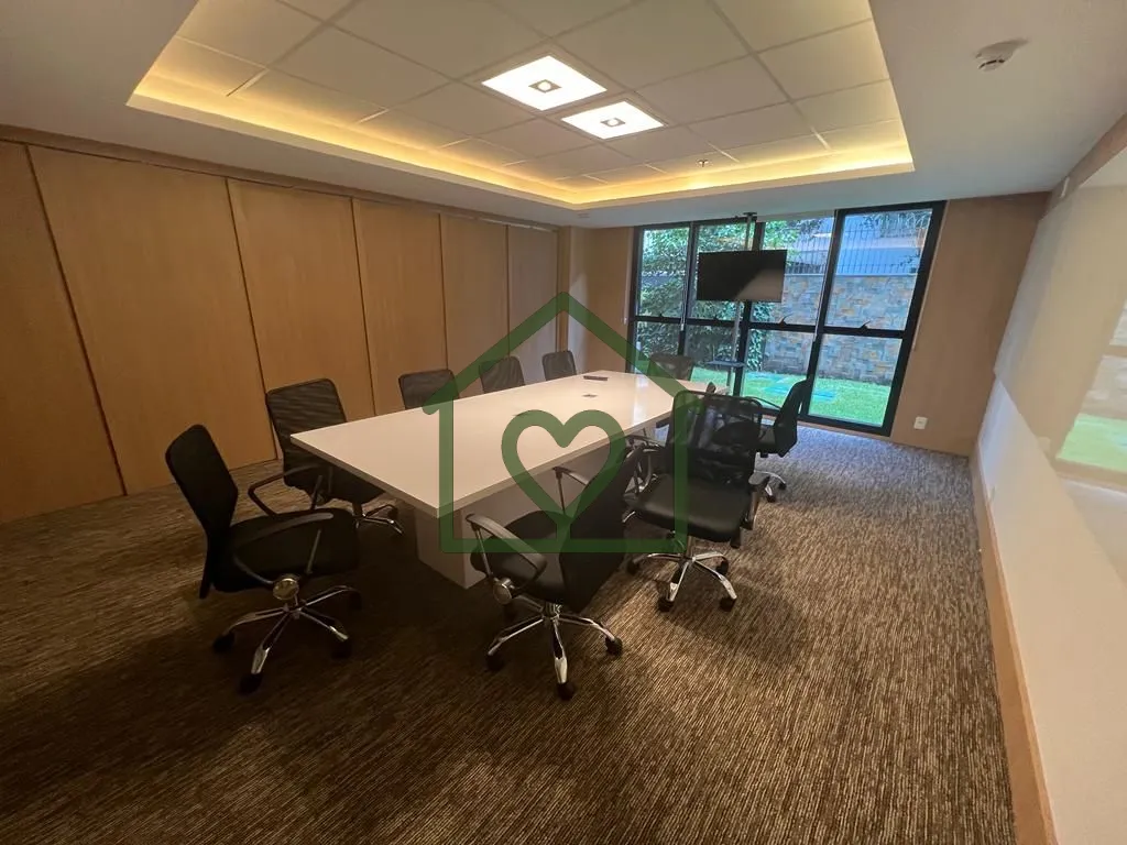 Imagem Vendo Sala comercial no bairro Menino Deus. Imóvel conta com 36 m² de área privativa, com piso e ...