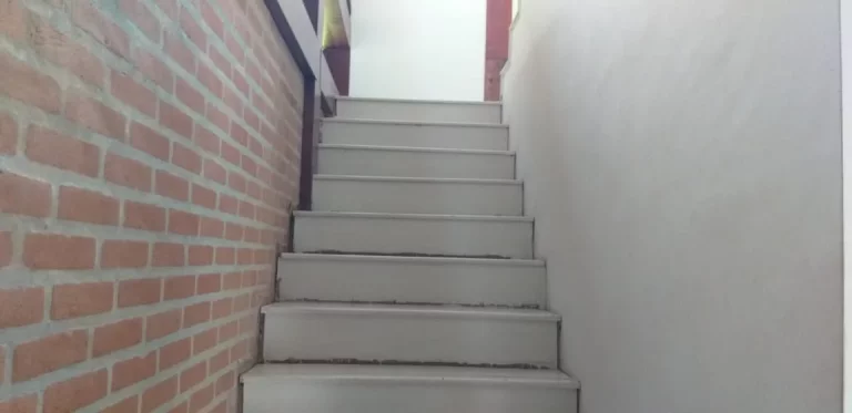 Imagem Linda casa em condomínio Fechado - Bairro Horto