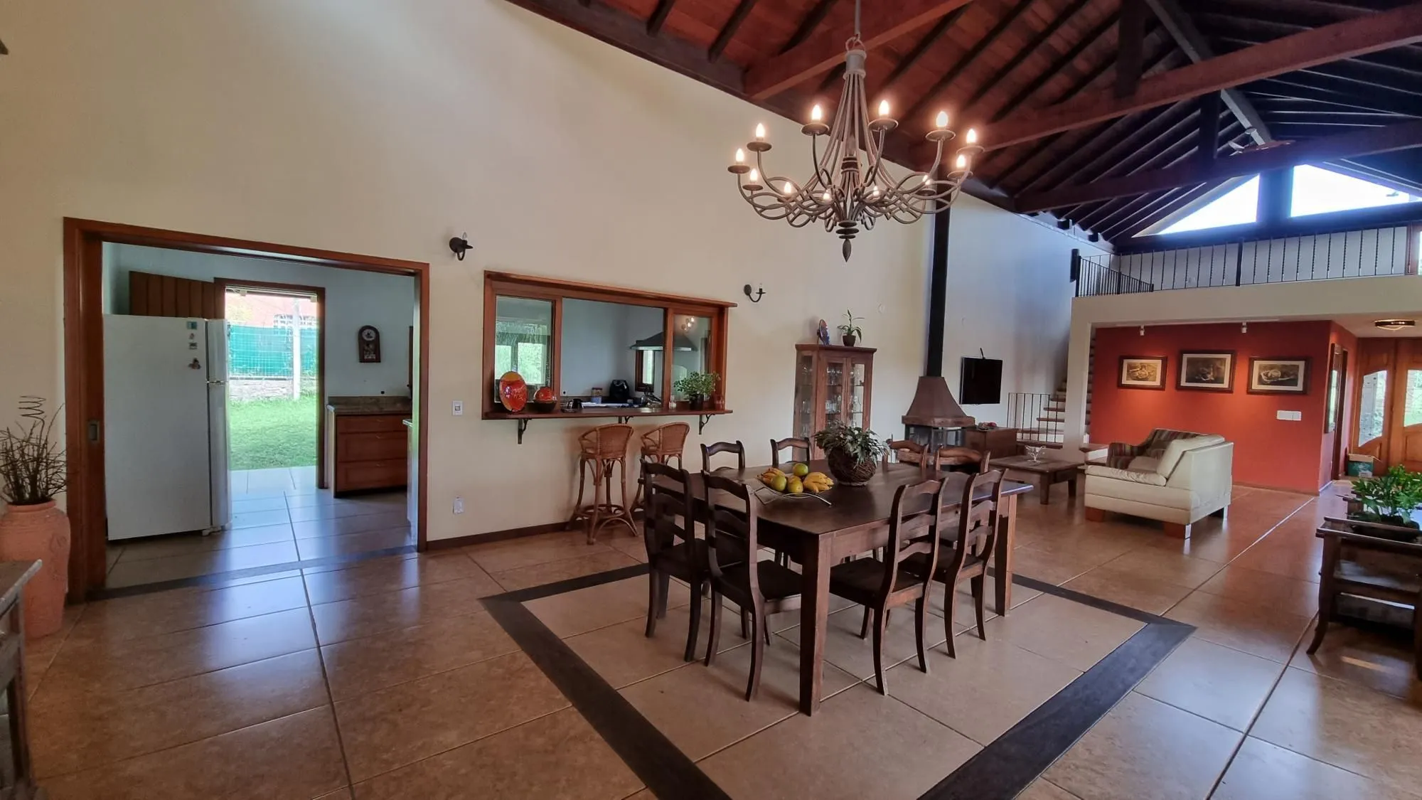 Imagem Casa para Venda - 600m², 4 dormitórios, sendo 4 suites, Vila Nova