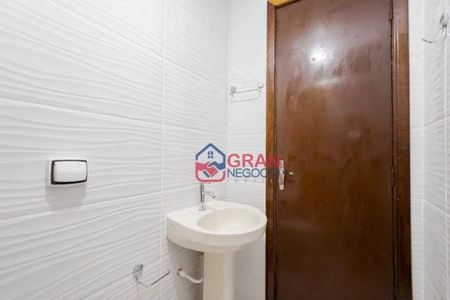Imagem Alugo em Santa Felicidade - Com 2 quartos