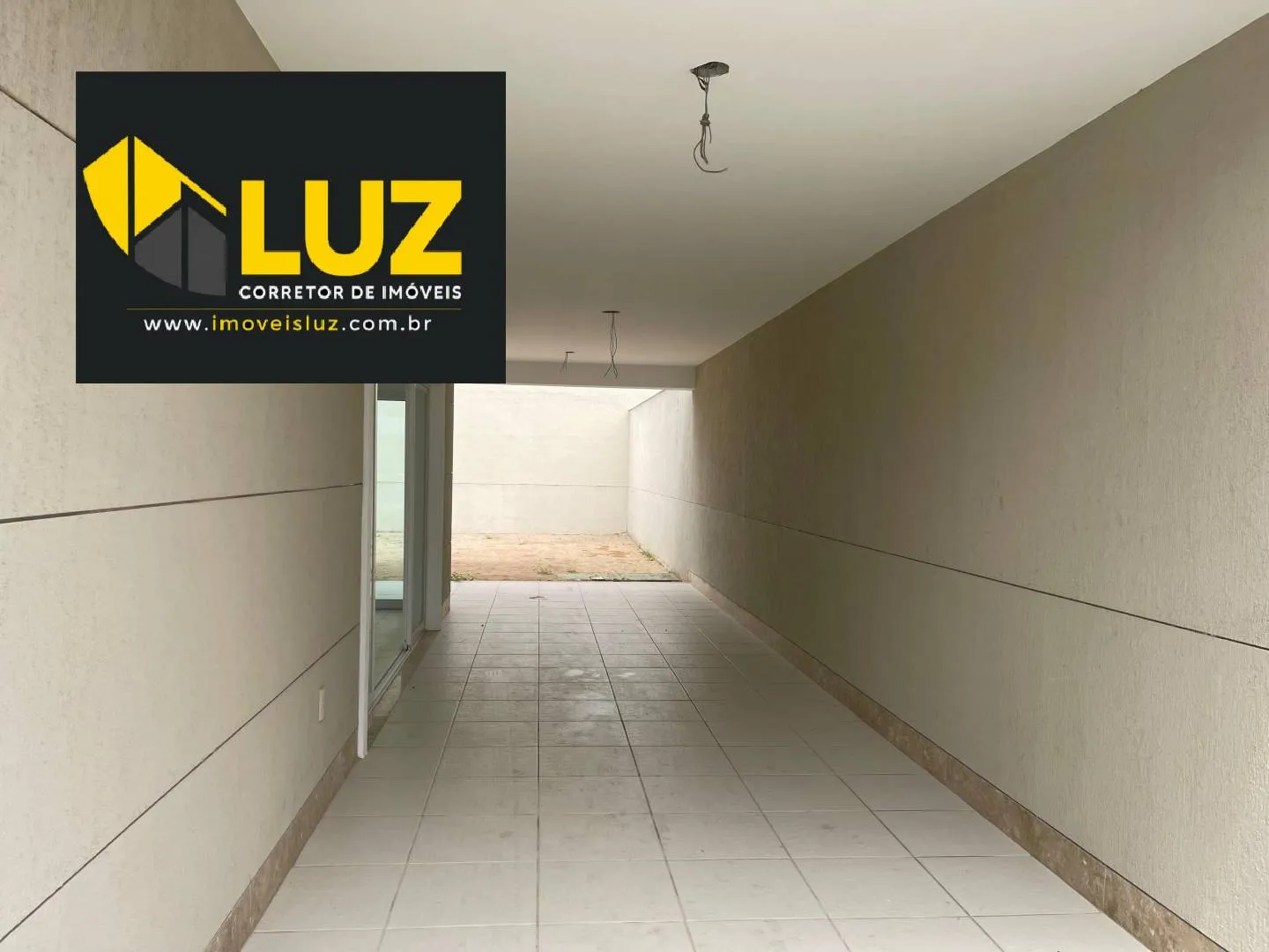 Imagem Casa de Alto Padrão Condomínio Carmel Bosque - Fortaleza