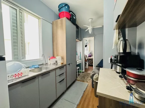 Imagem Apartamento Quadra Mar para Venda em Balneário Camboriú, CENTRO, 3 dormitórios, 1 suíte, 2 banheiros, 1 vaga