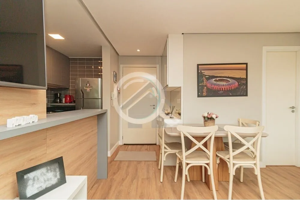 Imagem Apartamento totalmente mobiliado - PORTEIRA FECHADA no Coração do bairro Menino Deus. Com 01 dormi...