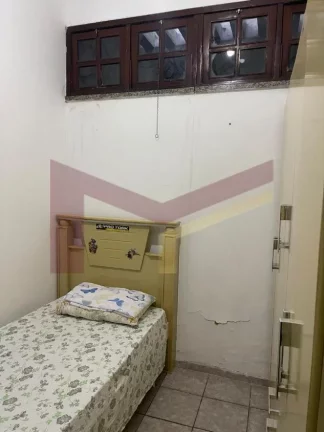 Imagem Casa ampla 2/4 sendo 1 suíte no Feira X, Feira de Santana