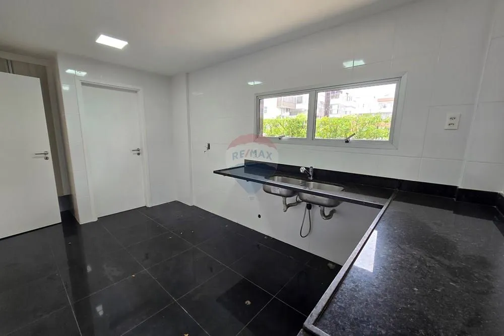 Imagem Casa com 4 Suítes, Concetto Bianco