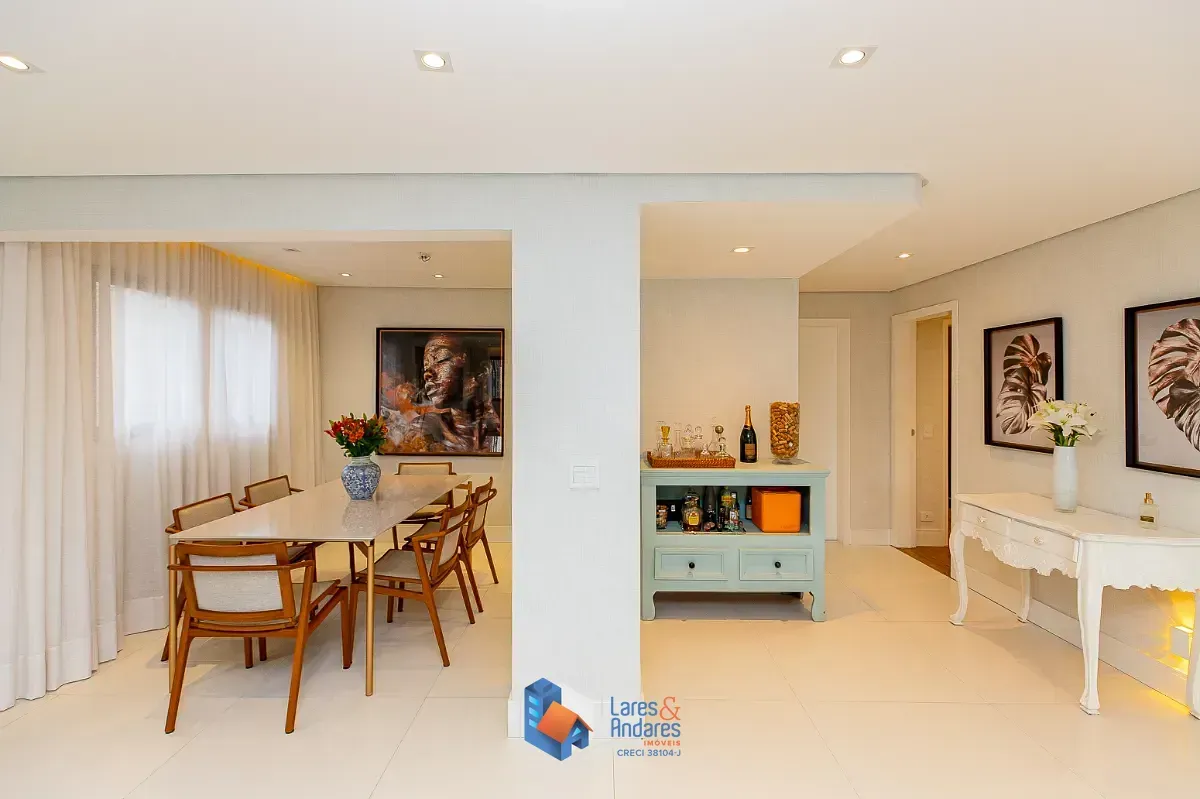 Imagem Apartamento para venda em Itaim Bibi com 4 quartos, sendo 3 suítes, 197m²