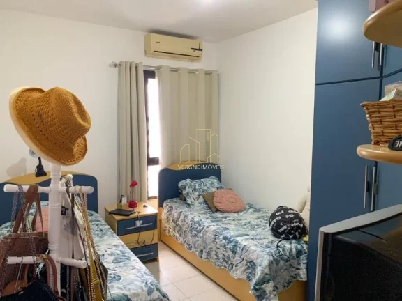 Imagem Apartamento decorado com quatro quartos varanda a venda no caminho das Arvores