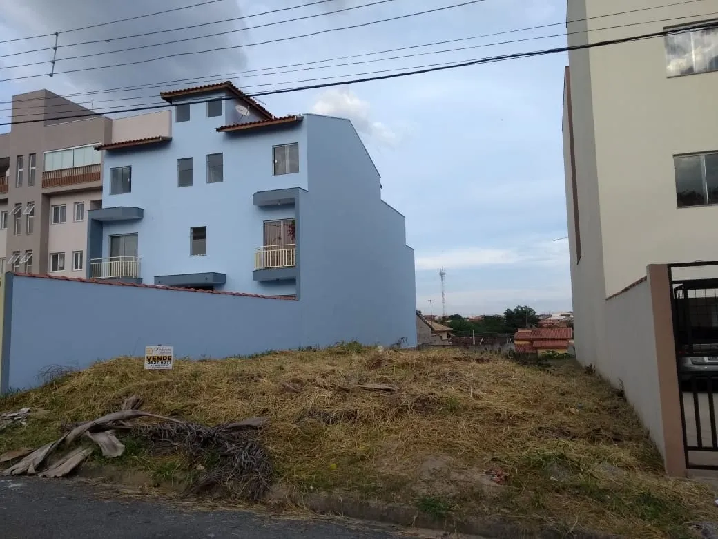 Imagem Terreno à venda 300M², Residencial Mombaça, Pindamonhangaba - SP