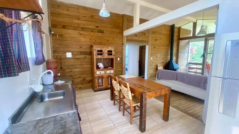 Imagem Oportunidade Imperdível: Casa à Venda em Encantada, Garopaba-SC!