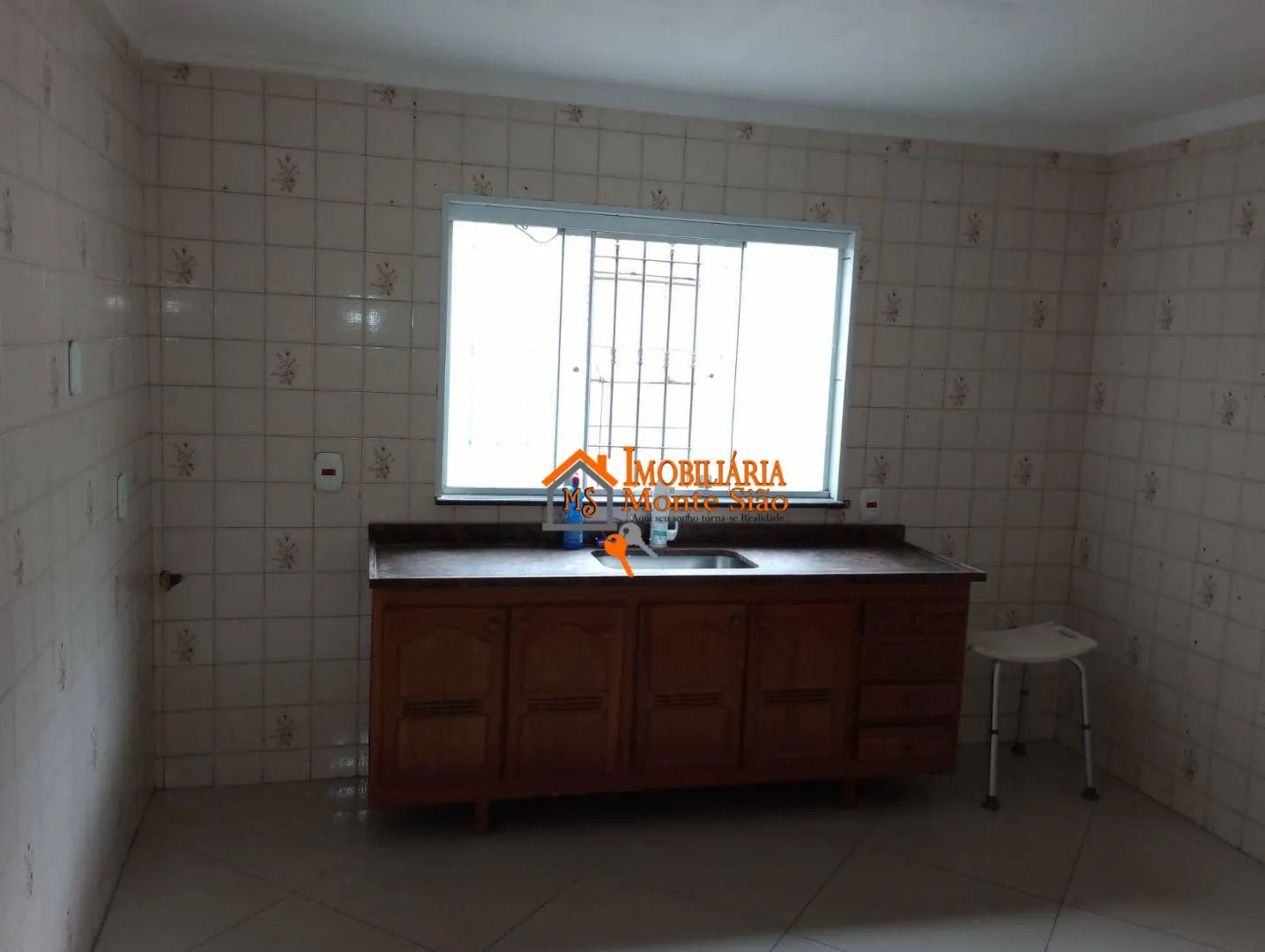 Imagem Casa com 5 dormitórios à venda, 285 m² por R$ 650.000,00 - Cidade Seródio - Guarulhos/SP