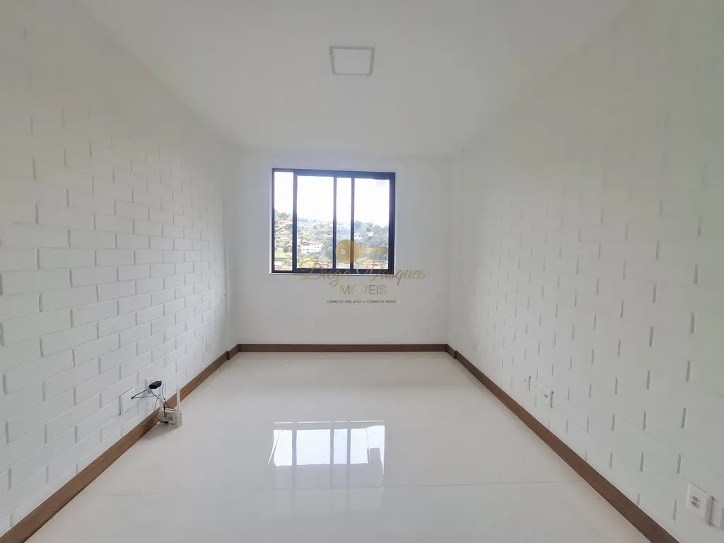 Imagem Casa em Condomínio para Venda em Teresópolis / RJ no bairro Green Valley