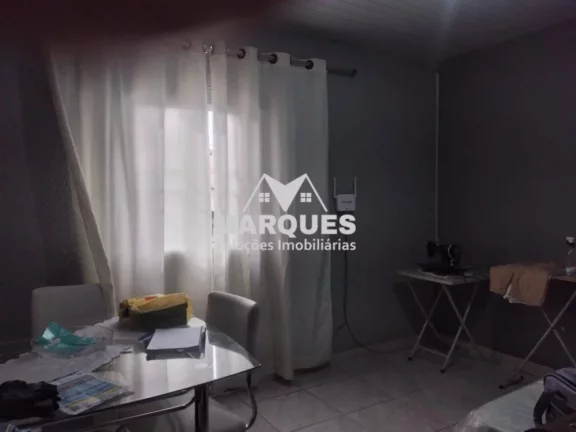 Imagem Duas Casas no Mesmo Terreno! Ideal para Morar e Investir