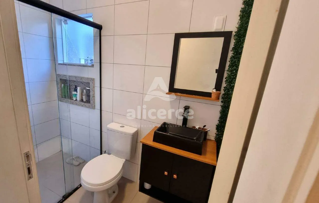 Imagem Sobrado à venda com 3 quartos , 98m² em Potecas São José
