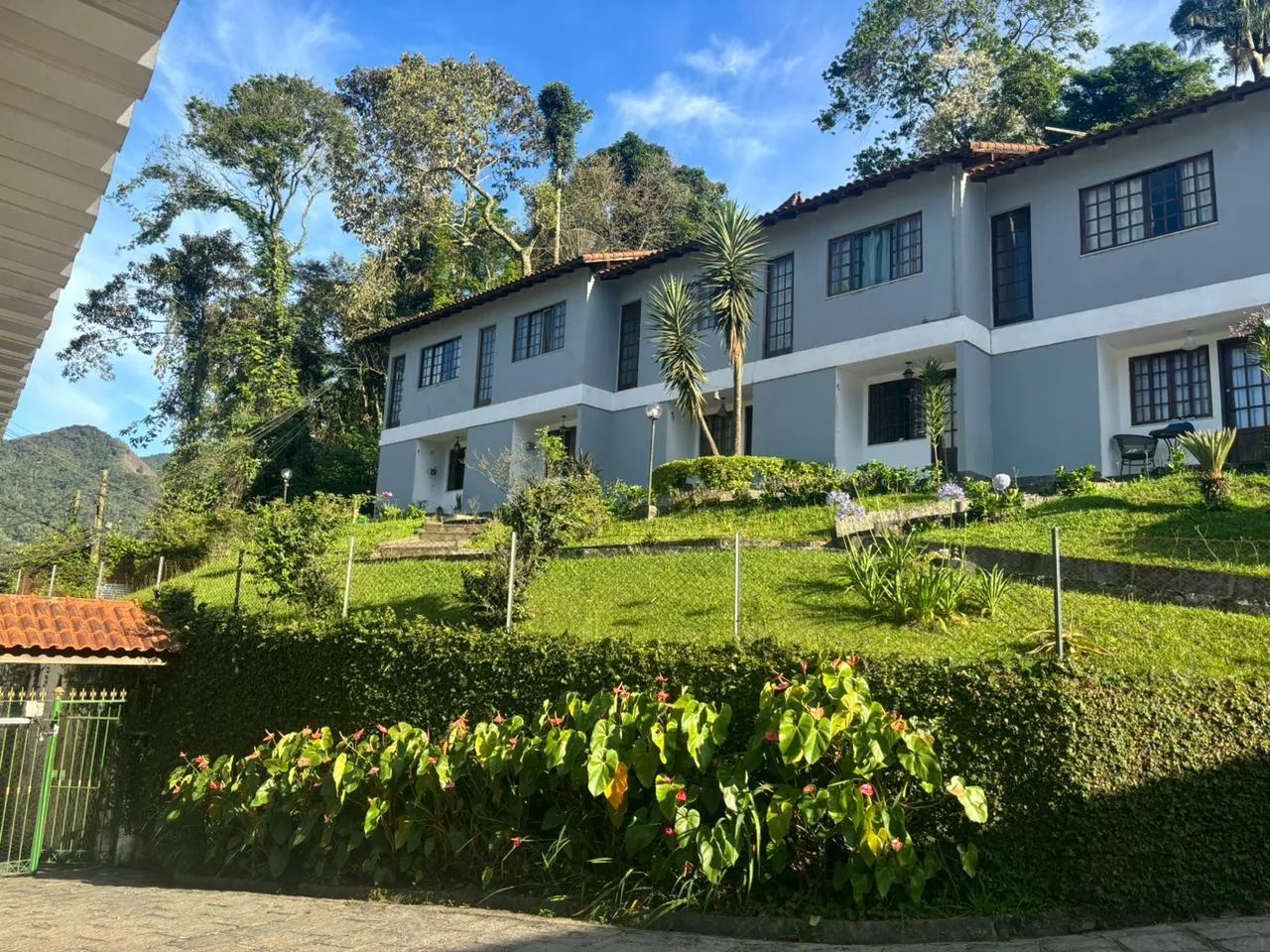 Imagem Casa em Condomínio para Venda em Teresópolis / RJ no bairro Santa Cecília