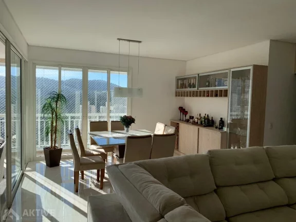 Imagem Apartamento em Alphaville - Santana de Parnaíba, SP