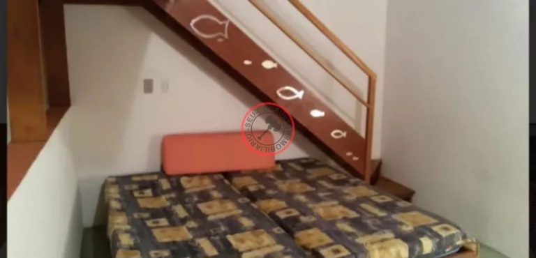 Imagem CASA PARA LOCAÇAO ANUAL DENTRO DE CONDOMINIO EM BOISUCANGA COM 1 DORMOTÓRIO MAIS 1 MESANINO