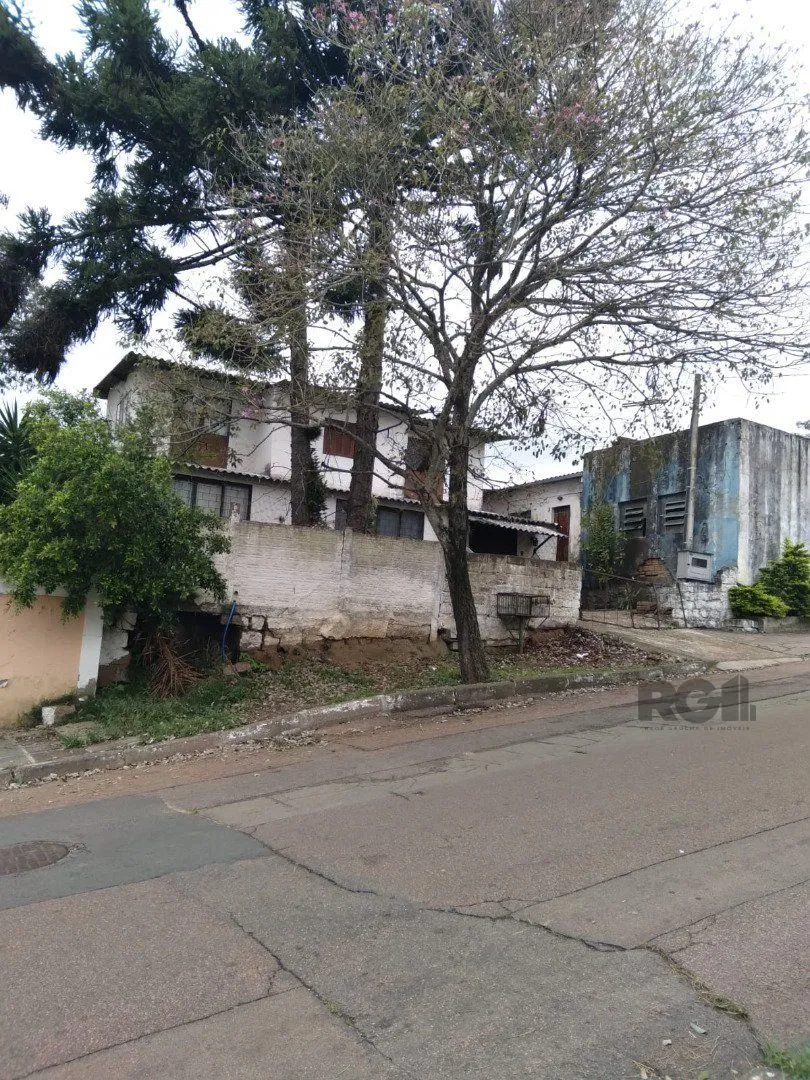 Imagem Casa 5 dormitórios, bairro Camaquã.