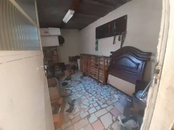 Imagem Casa com 4 Quartos e 2 banheiros à Venda, 400 m²