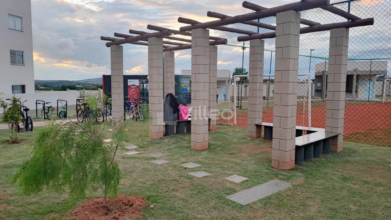 Imagem Venha conhecer este aconchegante apartamento no Condomínio Residencial Lago de Tune, localizado no ...