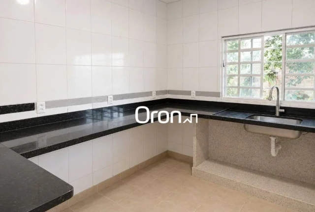 Imagem Sobrado com 4 dormitórios à venda, 200 m² por R$ 314.000,00 - Residencial Itaipu - Goiânia/GO