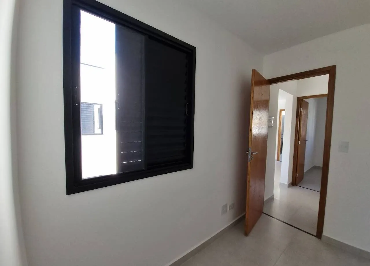 Imagem Apartamento com 2 quartos à venda na Vila Diva.