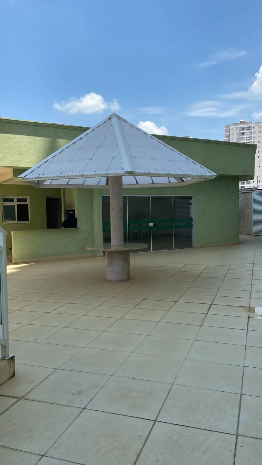 Imagem Apartamento Elegante no Edifício Nena Moncayo - 2 Dormitórios, Suíte e Vista Deslumbrante