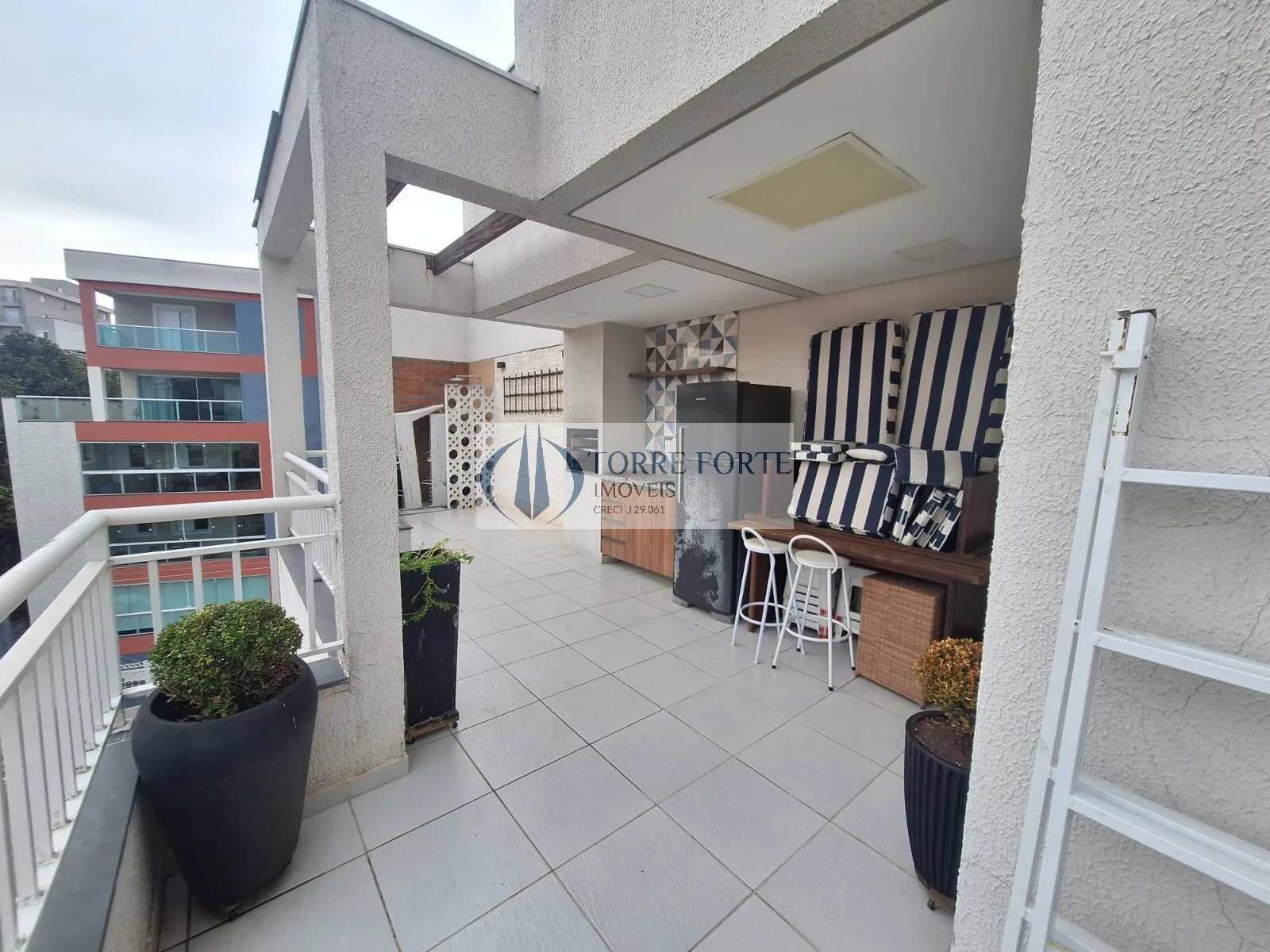 Imagem Lindo Apartamento mobiliado com 1 dormitório 1 vaga na Vila Granada.