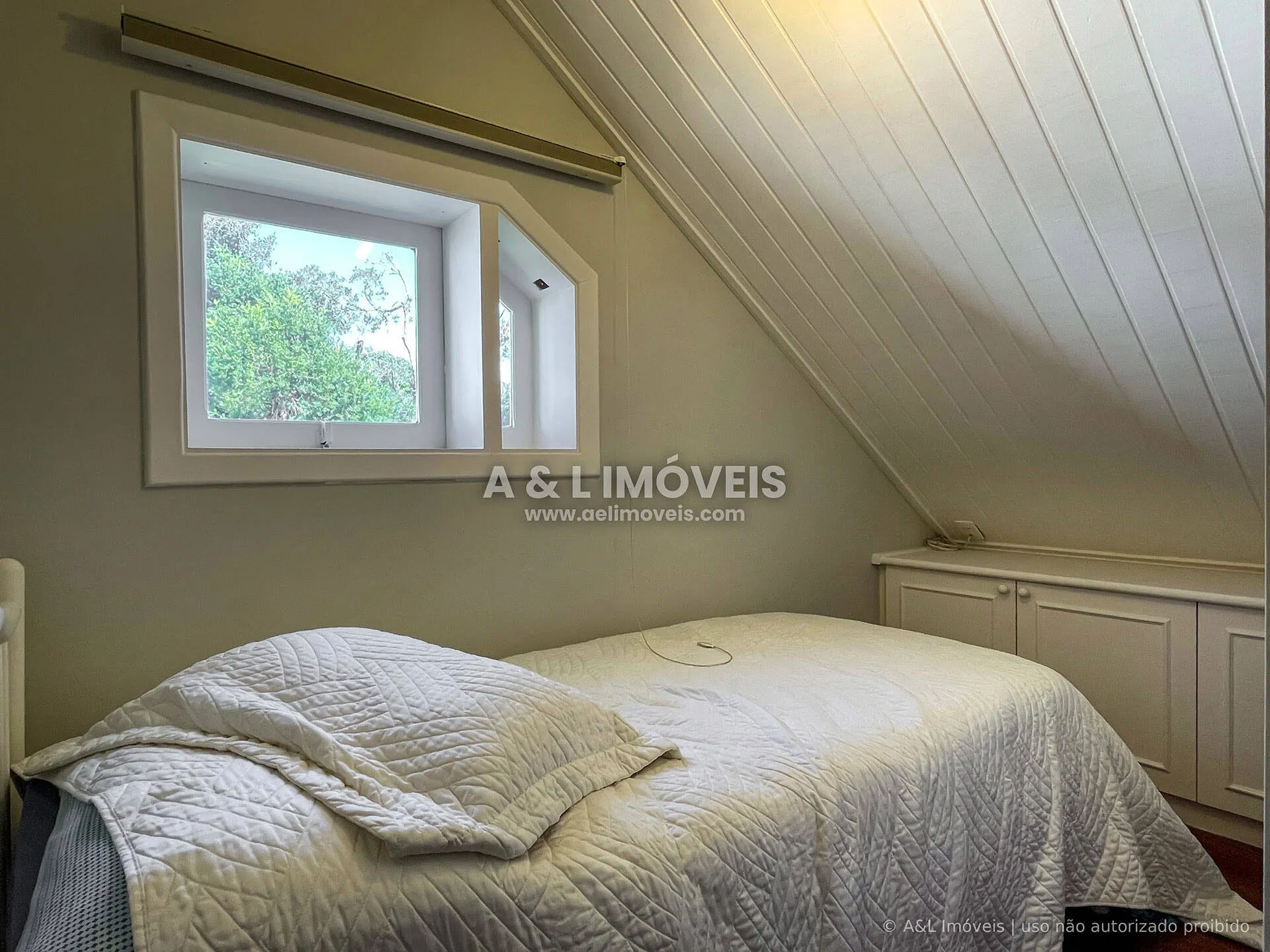 Imagem SAIU DE VENDA | Casa em Condomínio | Campos do Jordão, 261 m²