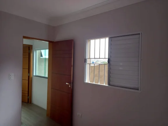Imagem Sobrado com 200 m² sendo 2 Dormitorios e 2 Suítes e 2 Vagas de Garagens