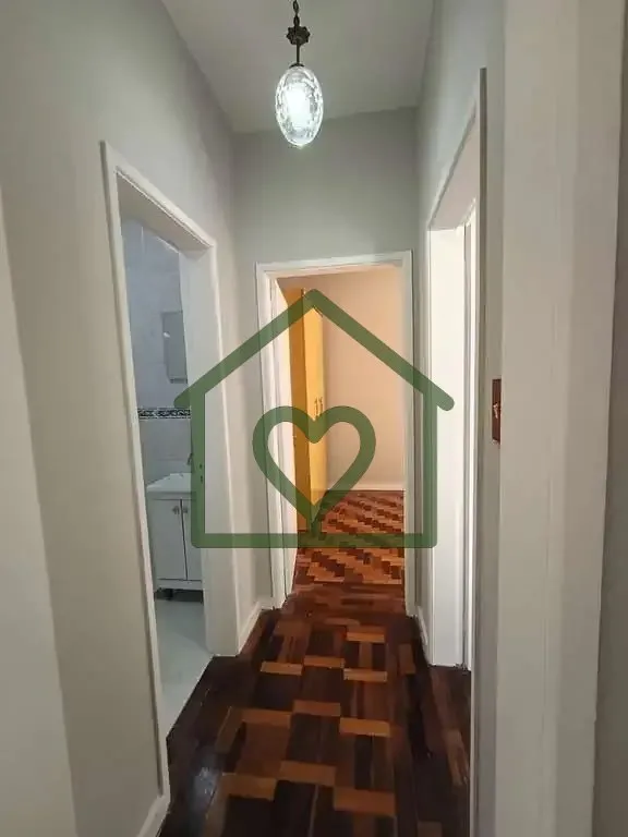 Imagem Excelente apartamento à venda no bairro Menino Deus, na Avenida Getúlio Vargas, uma das regiões m...