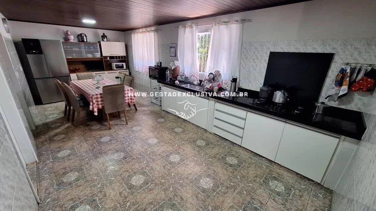 Imagem 3.550m² de TERRENO 2 CASAS PISCINA ÁREA CONSTRUÇÃO DE GALPÃO