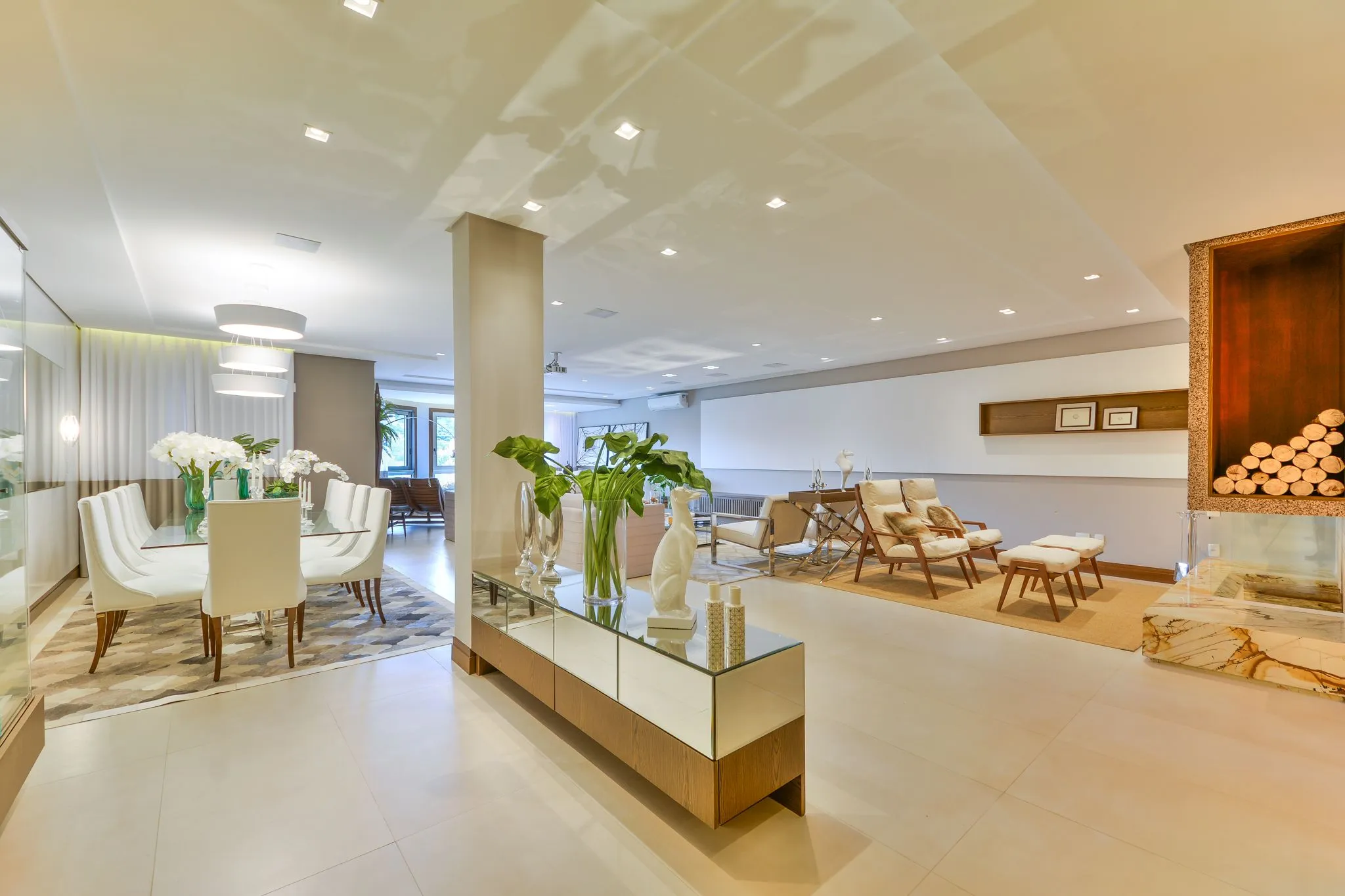 Imagem Apartamento à venda em Gramado, Centro, com 5 quartos, 314.74m2