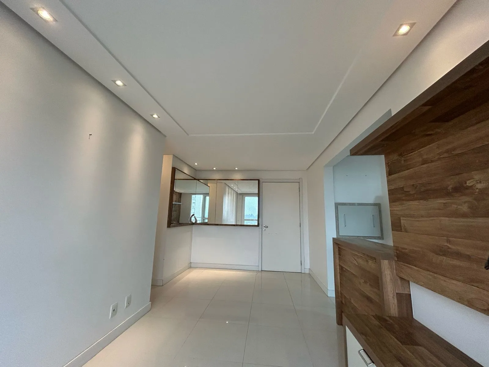 Imagem Lindo apartamento semi mobiliado, infra completa e a apenas 4 min do Iguatemi
