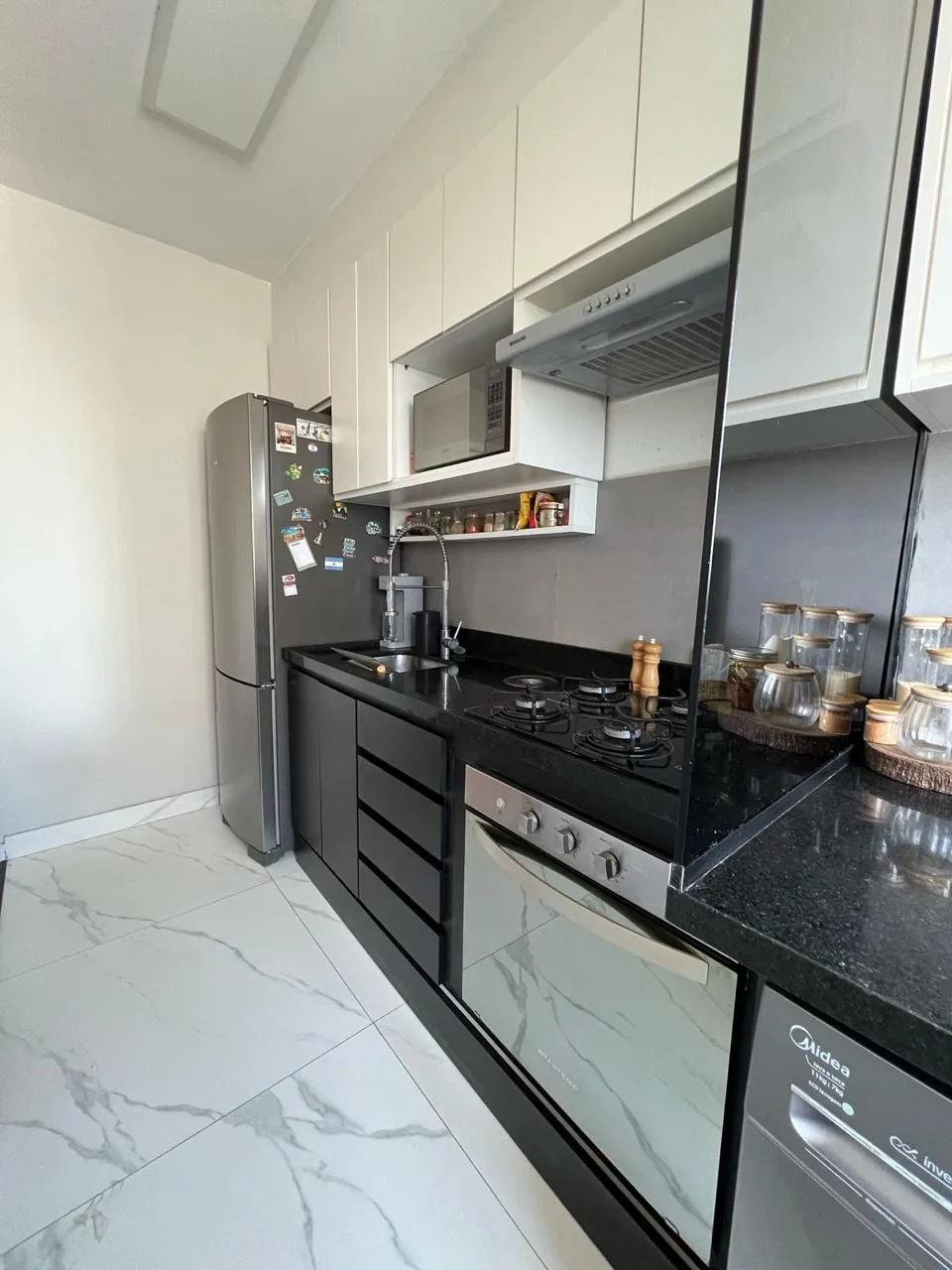 Imagem VENDO LINDO APARTAMENTO DE DOIS DORMITÓRIOS NA AV. MIGUEL YUNES!!