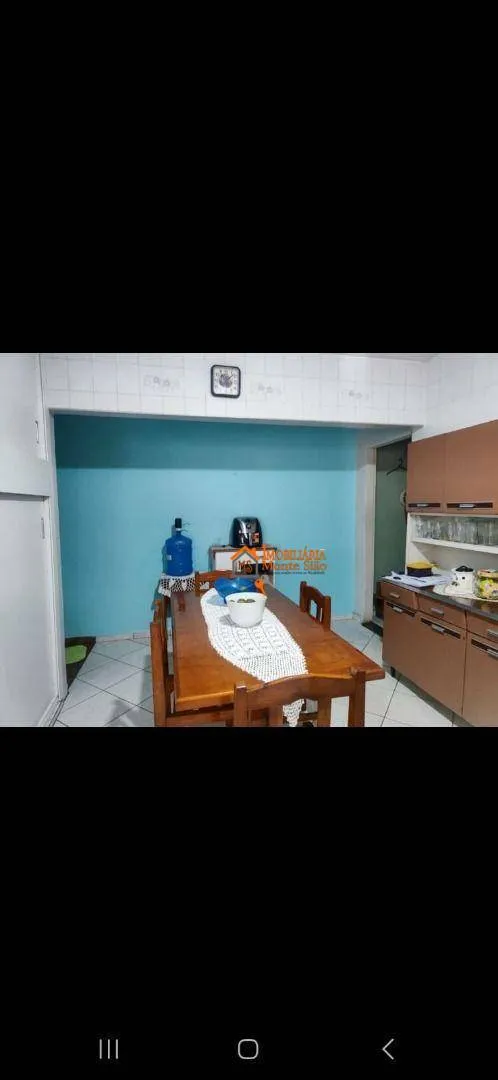 Imagem Sobrado com 3 dormitórios à venda, 250 m² por R$ 585.000,00 - Jardim Presidente Dutra - Guarulhos/SP