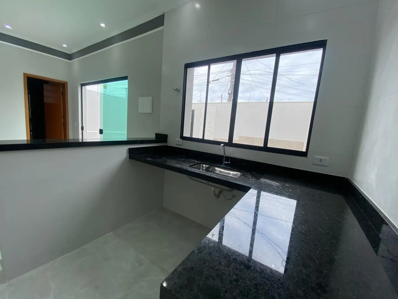 Imagem Casa para Venda em Mongaguá, Agenor de Campos, 3 dormitórios, 1 suíte, 1 banheiro, 2 vagas