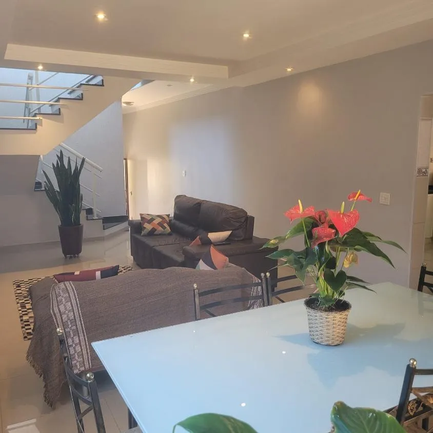 Imagem Casa Alto Padrão à Venda no Villagio Fiorentino - 241m² Construídos