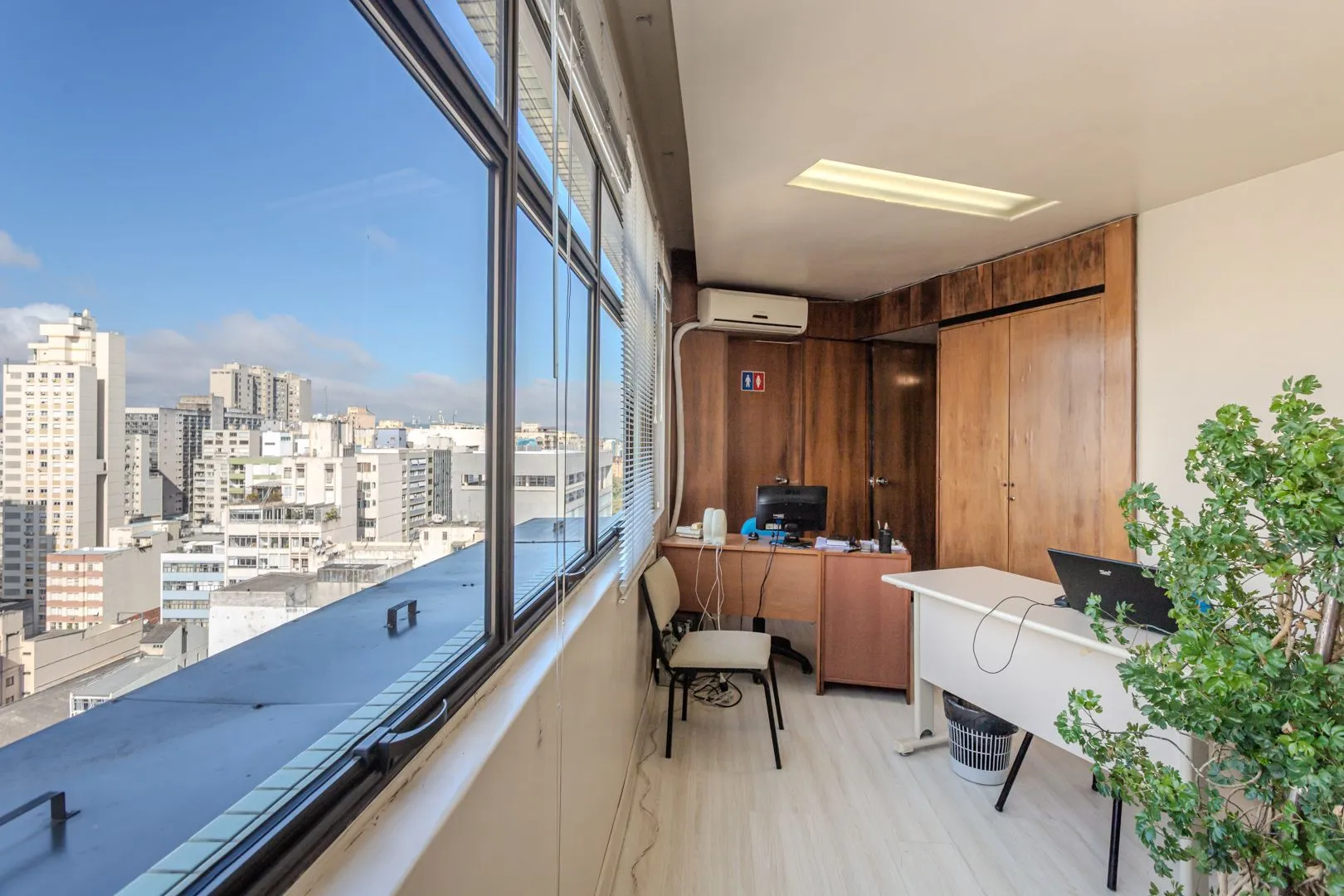Imagem Ótima e ampla sala comercial