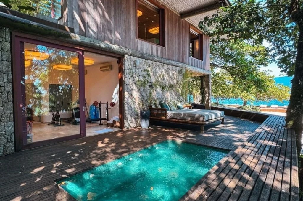 Foto do imóvel: Casa com 8 Quartos à Venda, 84.000 m² em Condomínio Portogalo, nº 0. Portogalo, Angra dos Reis - RJ