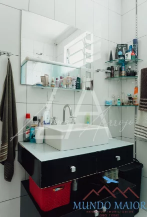 Foto do imóvel Casa com 3 Quartos e 4 banheiros à Venda, 190 m por R$ 750.000